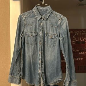 Gap Denim Buttondown